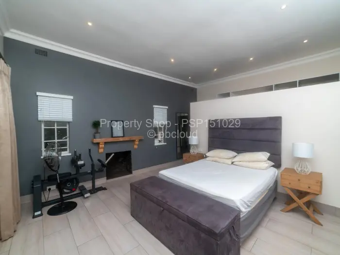 5 Bedroom House for Sale in Borrowdale, Harare
