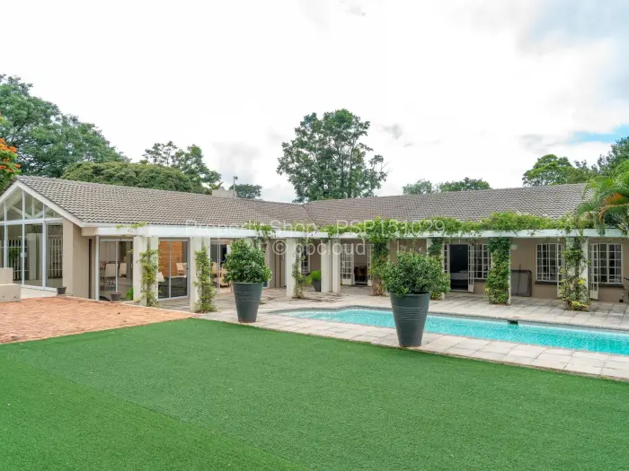 5 Bedroom House for Sale in Borrowdale, Harare