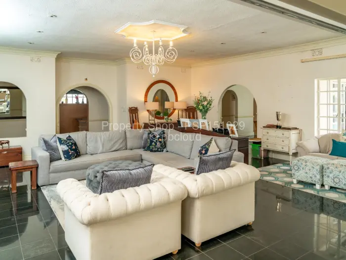 5 Bedroom House for Sale in Borrowdale, Harare