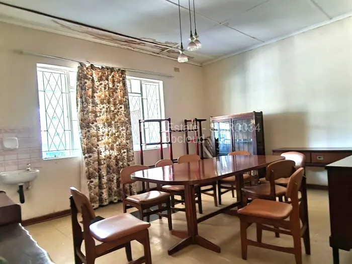 6 Bedroom House for Sale in Mount Darwin, Mount Darwin