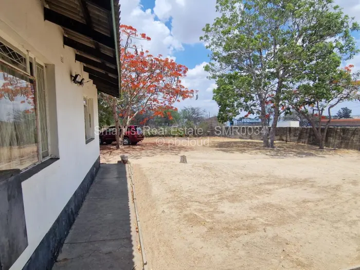 6 Bedroom House for Sale in Mount Darwin, Mount Darwin