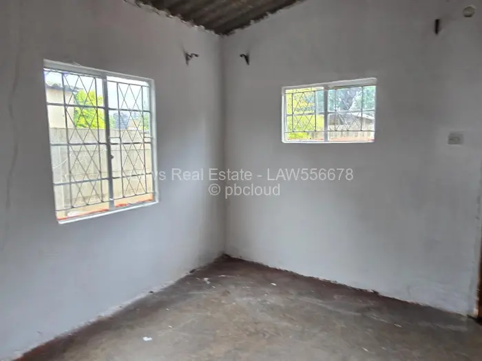 2 Bedroom House for Sale in Crowborough, Harare