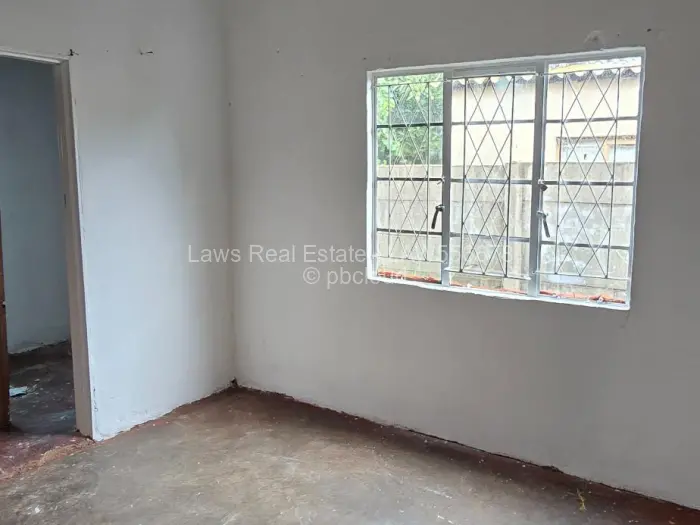 2 Bedroom House for Sale in Crowborough, Harare