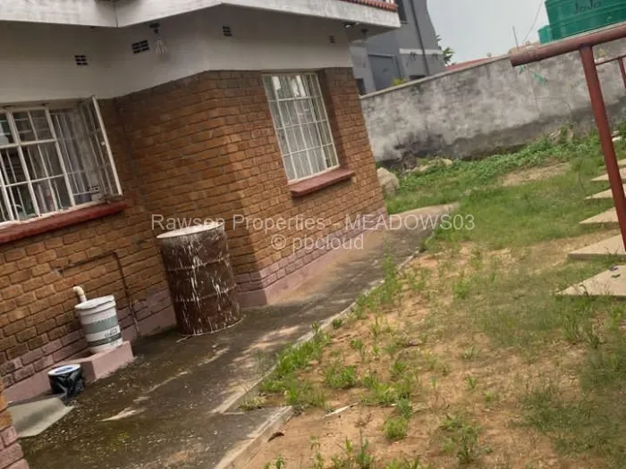 3 Bedroom House for Sale in Mainway Meadows, Harare