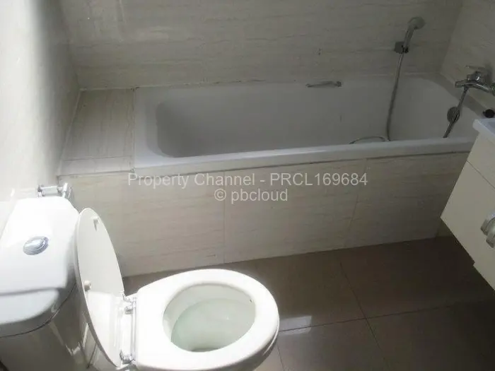 Flat/Apartment to Rent in Avondale, Harare