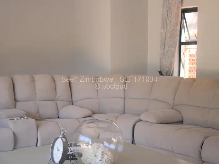 5 Bedroom House to Rent in Glen Lorne