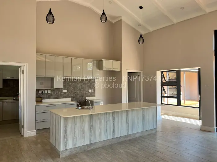 Townhouse/Complex/Cluster for Sale in Helensvale, Harare