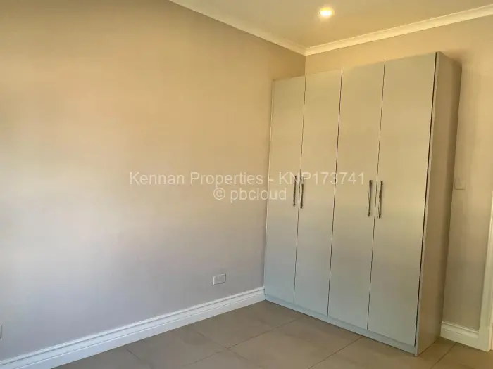Townhouse/Complex/Cluster for Sale in Helensvale, Harare