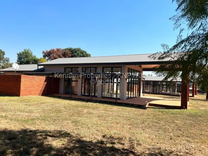 Townhouse/Complex/Cluster for Sale in Helensvale, Harare