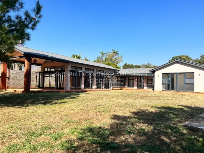 Townhouse/Complex/Cluster for Sale in Helensvale, Harare