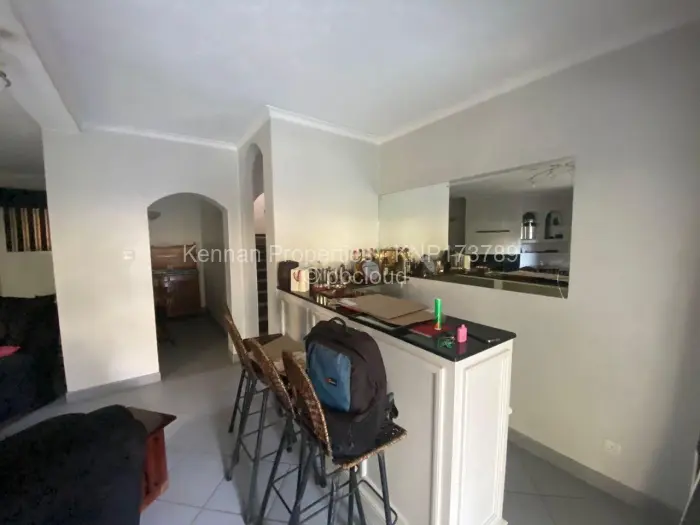 Townhouse/Cluster to Rent in Newlands