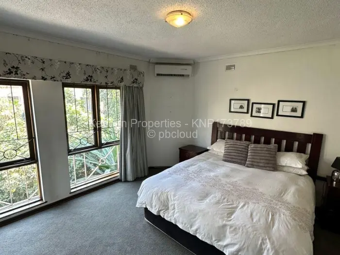 Townhouse/Cluster to Rent in Newlands