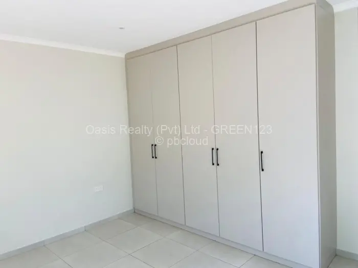 Townhouse/Complex/Cluster to Rent in Greendale
