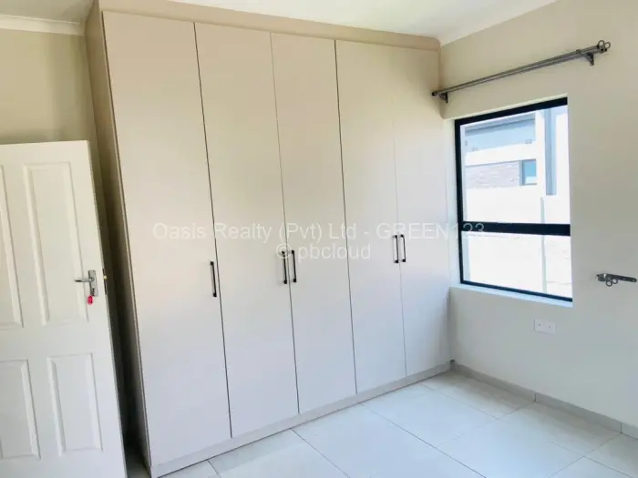 Townhouse/Complex/Cluster to Rent in Greendale