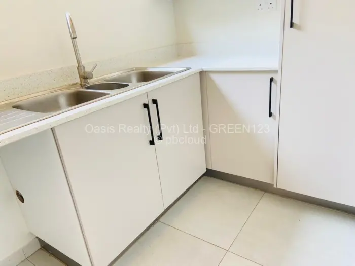 Townhouse/Complex/Cluster to Rent in Greendale