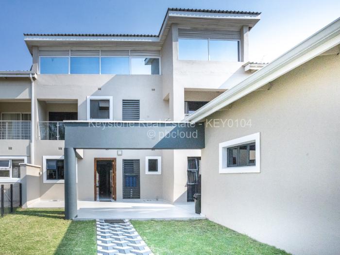 Townhouse/Cluster for Sale in Avondale West, Harare