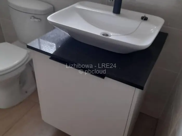 2 Bedroom Cottage/Garden Flat to Rent in Greystone Park