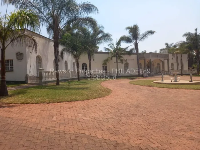 5 Bedroom House for Sale in Philadelphia, Harare