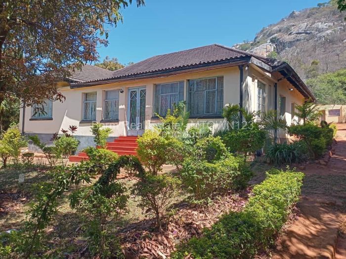 3 Bedroom House for Sale in Avenues Mutare, Mutare