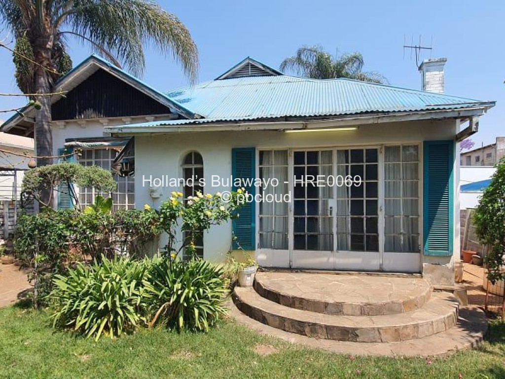 2 Bedroom House for Sale in Bulawayo City Centre, Bulawayo