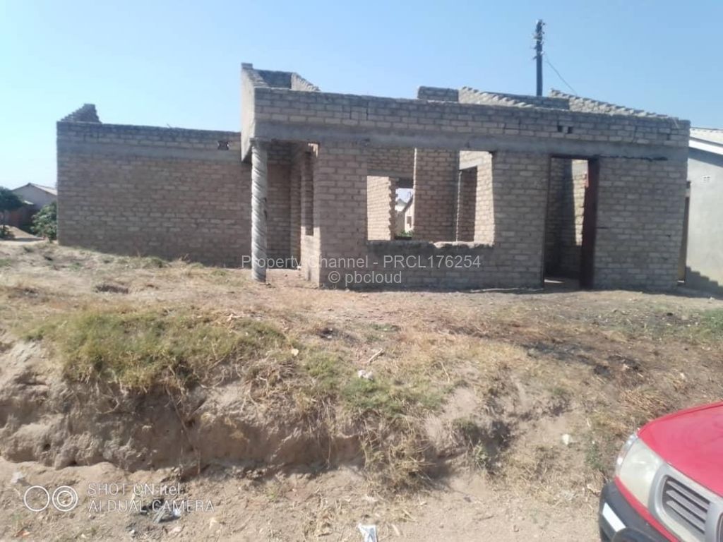 3 Bedroom House for Sale in Epworth, Harare