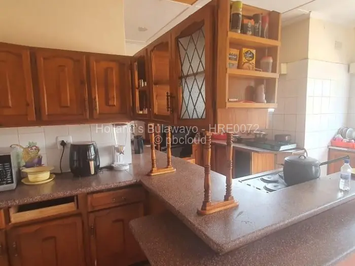 4 Bedroom House for Sale in Parklands, Bulawayo