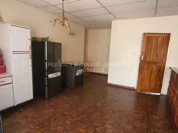 4 Bedroom House for Sale in Parklands, Bulawayo