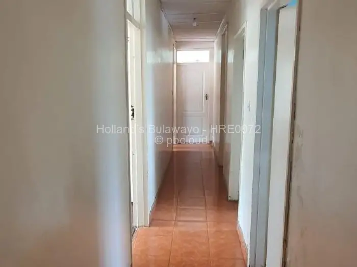 4 Bedroom House for Sale in Parklands, Bulawayo