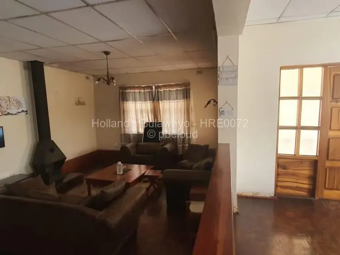4 Bedroom House for Sale in Parklands, Bulawayo