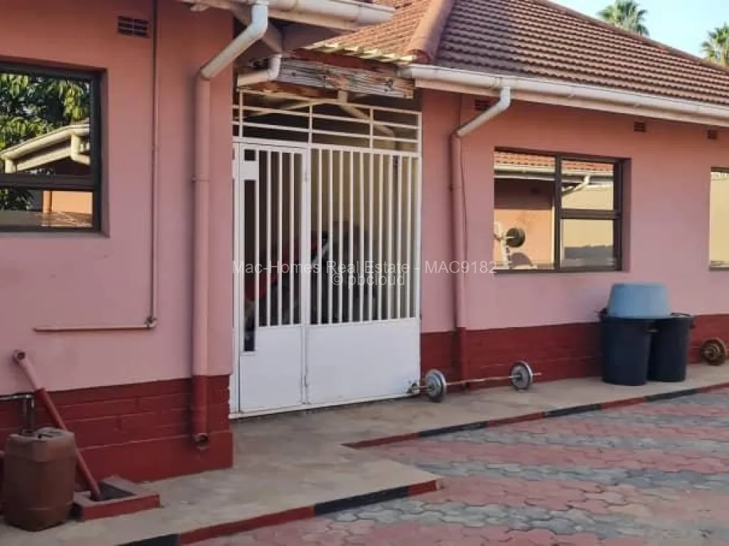 3 Bedroom House for Sale in Arcadia, Harare