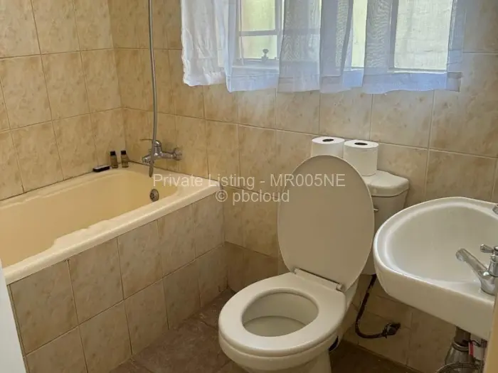 Townhouse/Cluster for Sale in Mainway Meadows, Harare