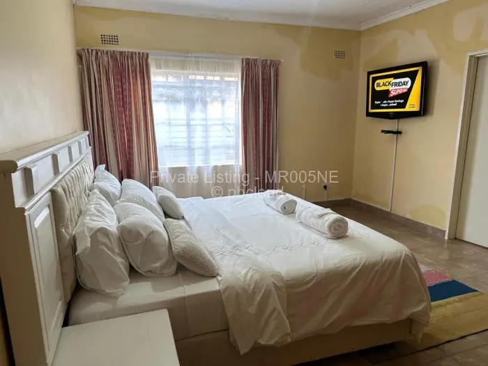 Townhouse/Cluster for Sale in Mainway Meadows, Harare