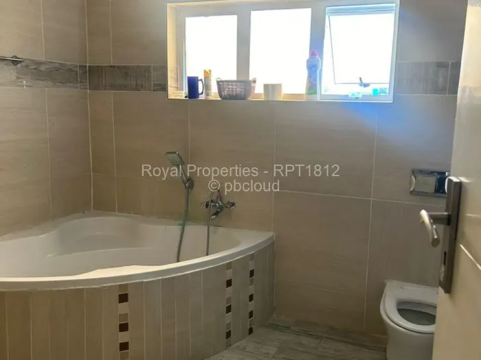 4 Bedroom House to Rent in Arlington
