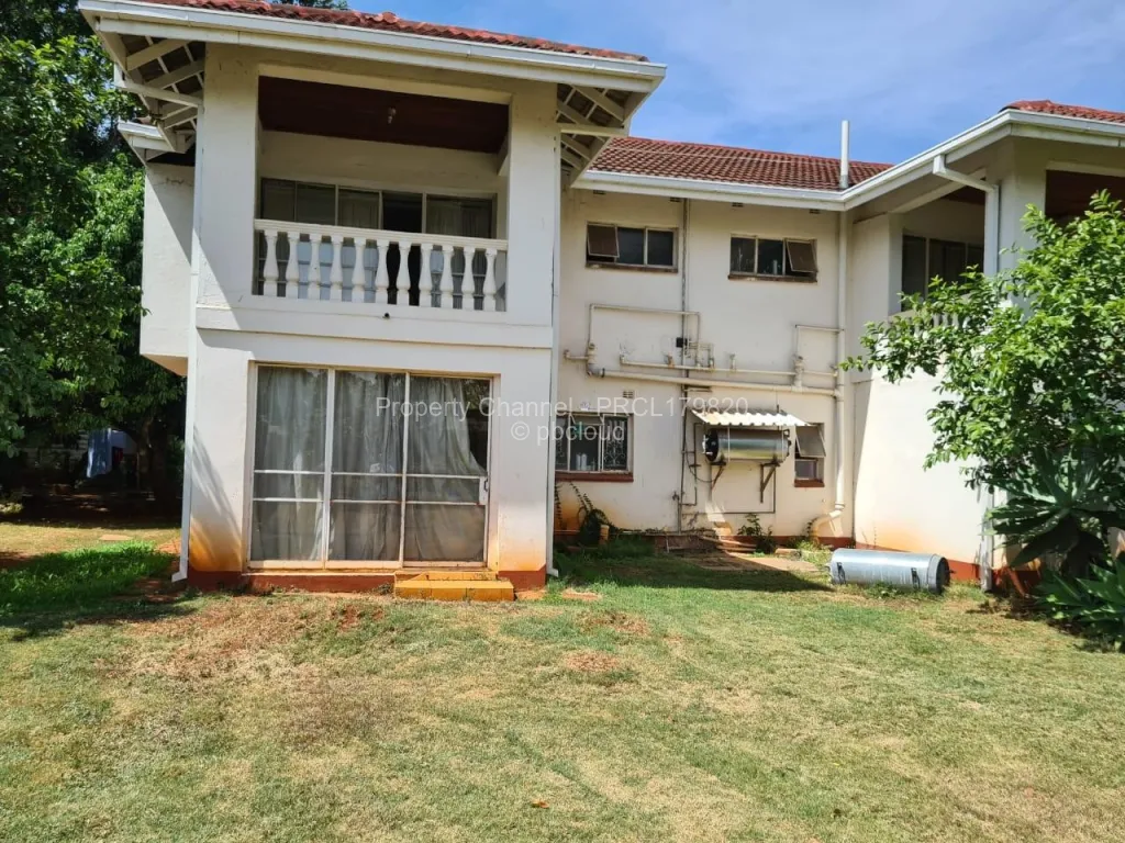 5 Bedroom House for Sale in Alexandra Park, Harare