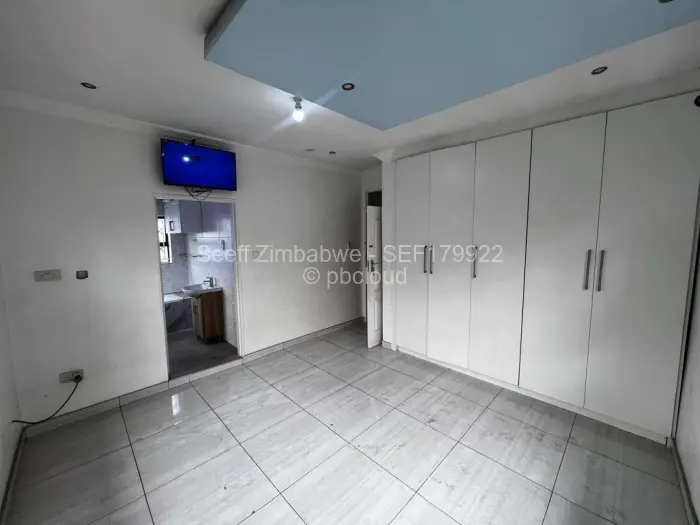 Townhouse/Cluster to Rent in Aspindale Park, Harare