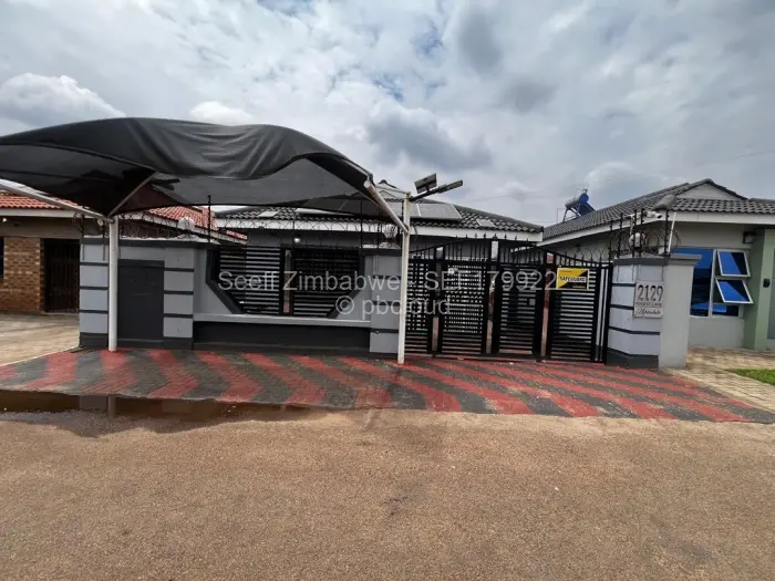 Townhouse/Cluster to Rent in Aspindale Park, Harare