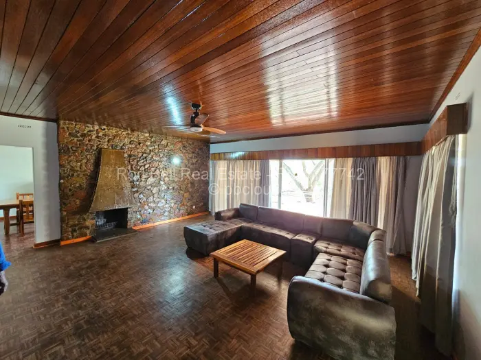 5 Bedroom House for Sale in Philadelphia, Harare
