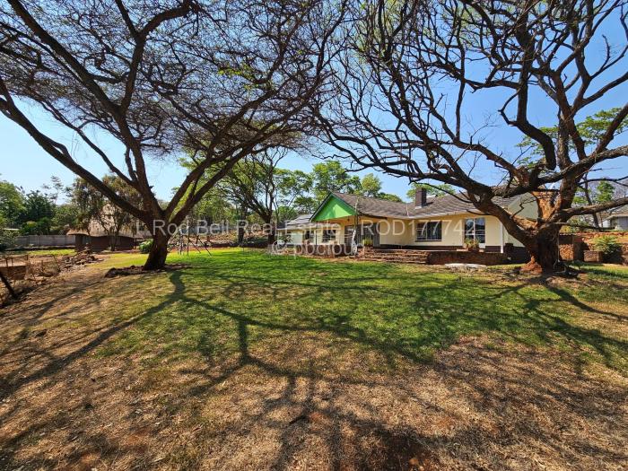 5 Bedroom House for Sale in Philadelphia, Harare