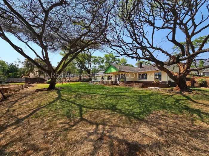 5 Bedroom House for Sale in Philadelphia, Harare