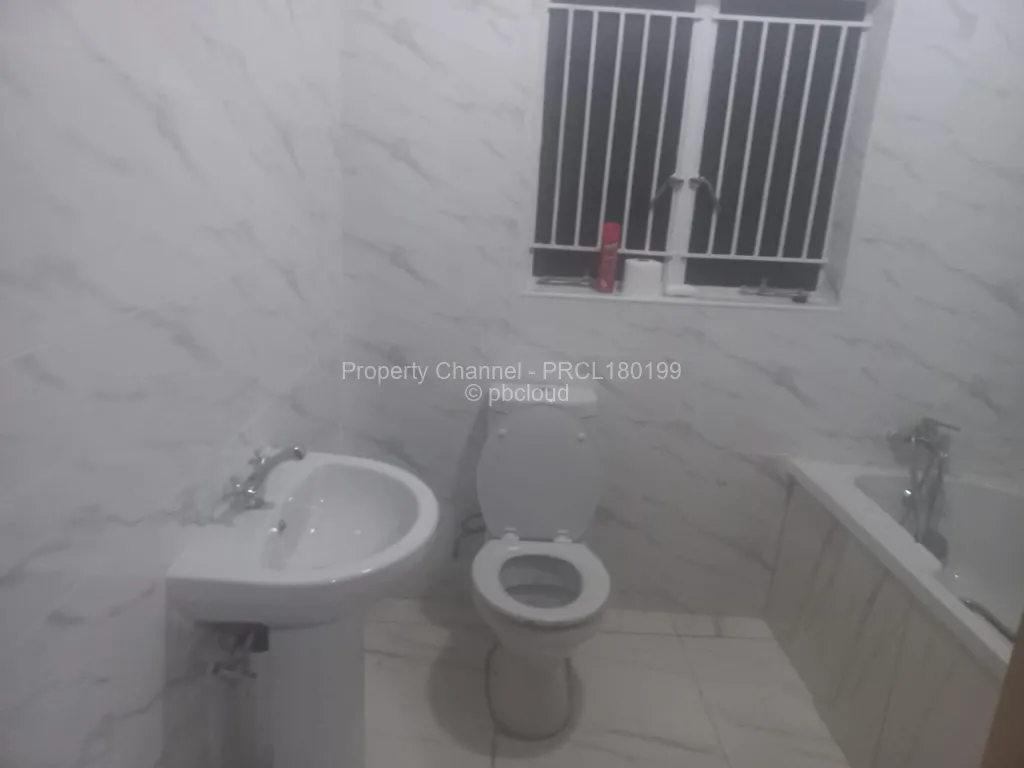2 Bedroom House for Sale in Beatrice, Beatrice