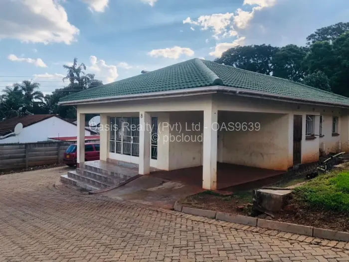 Townhouse/Complex/Cluster for Sale in Greendale, Harare