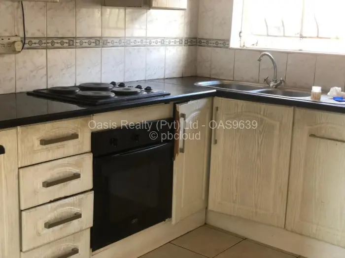Townhouse/Complex/Cluster for Sale in Greendale, Harare