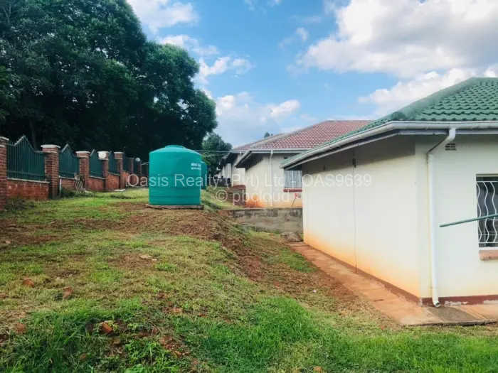 Townhouse/Complex/Cluster for Sale in Greendale, Harare