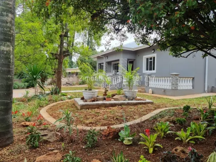 House to Rent in Chisipite