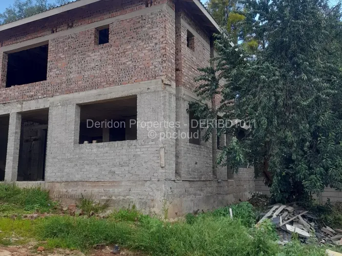 Townhouse/Cluster for Sale in Greystone Park, Harare