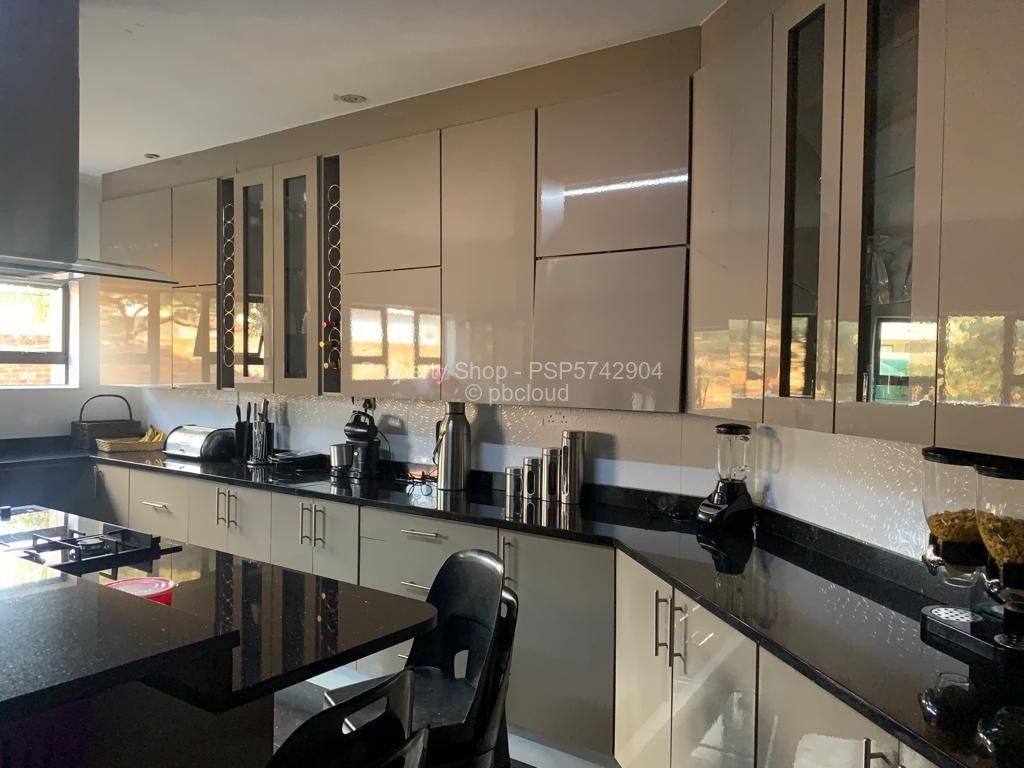 9 Bedroom House for Sale in Gletwin Park, Harare