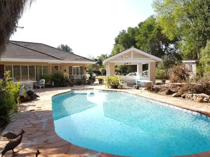 4 Bedroom House to Rent in Mount Pleasant