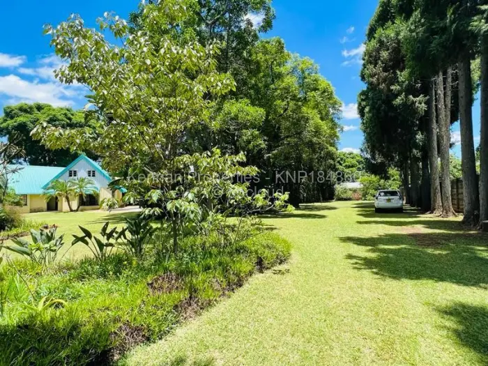 3 Bedroom House for Sale in Highlands, Harare