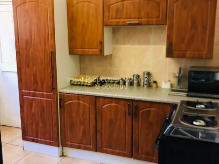 Flat/Apartment to Rent in Avondale