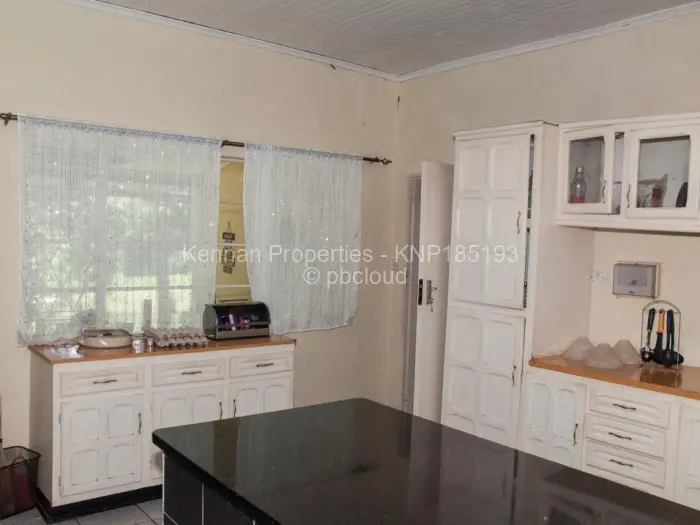 3 Bedroom House for Sale in Penhalonga, Penhalonga